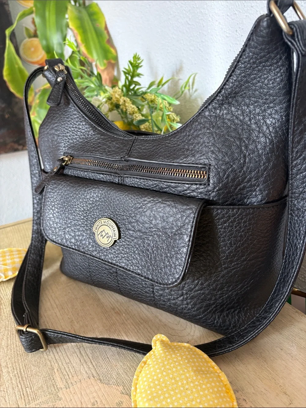 White Mountain Black Pebbled Leather Crossbody Bag